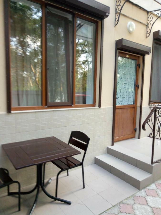 Apartaments Arkadiya Zaliznij Port Kültér fotó